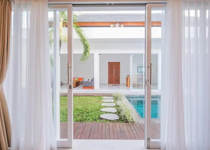 Akmali Drupadi 2 Bedrooms W/pool 5mins To Villa *