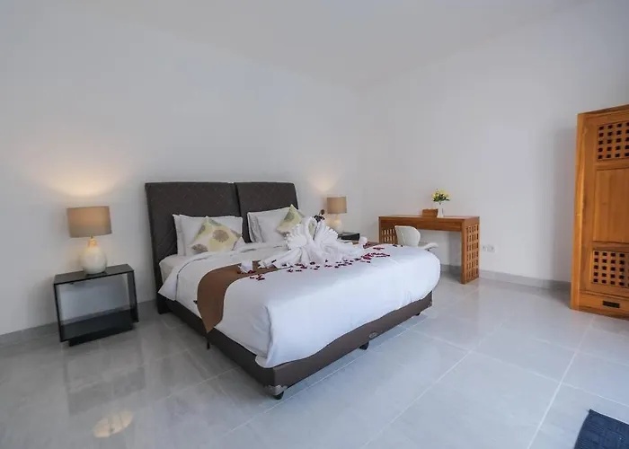Villa Akmali Drupadi 2 Bedrooms W/pool 5mins To *
