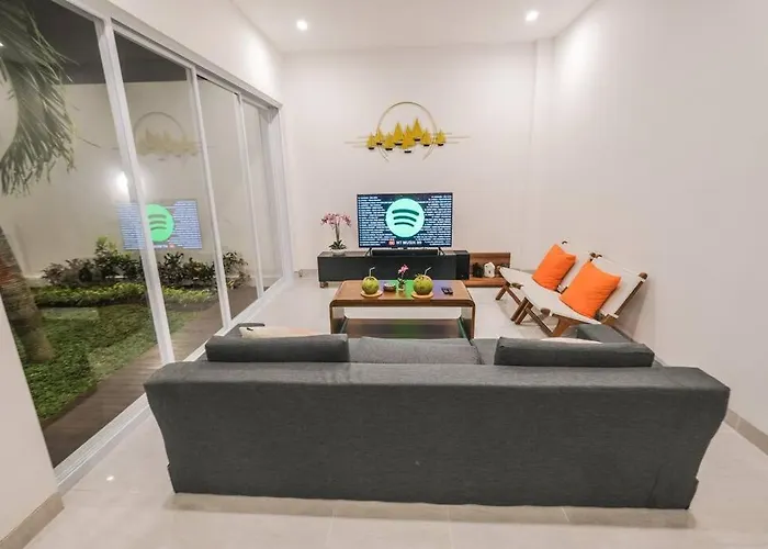 Villa Akmali Drupadi 2 Bedrooms W/pool 5mins To *
