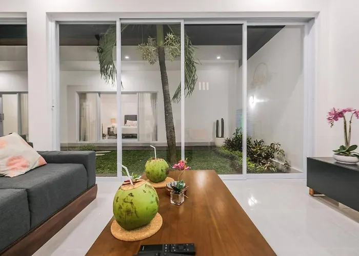 Akmali Drupadi 2 Bedrooms W/pool 5mins To Seminyak